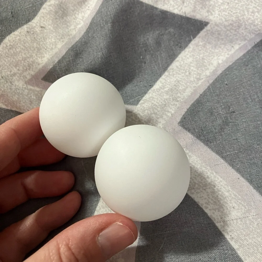 White Plastic Party Balls - 120 Pack